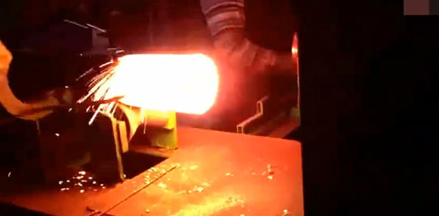 無縫鋼管熱擴(kuò)加工